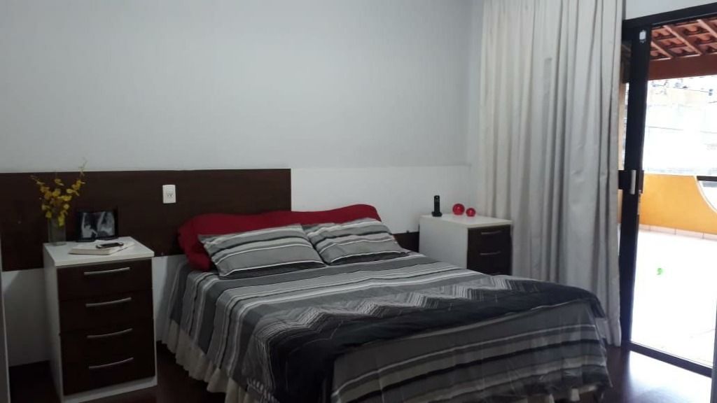 Sobrado à venda com 3 quartos, 178m² - Foto 6