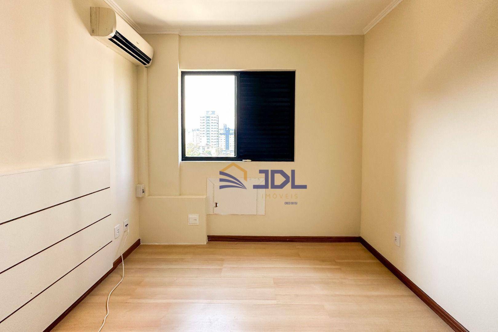 Apartamento à venda com 2 quartos, 81m² - Foto 12