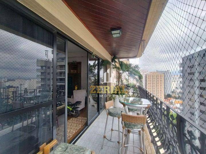 Apartamento para alugar com 4 quartos, 254m² - Foto 26