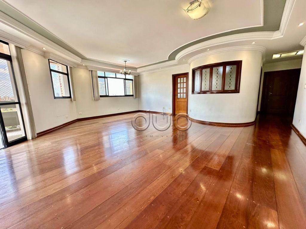 Apartamento à venda com 4 quartos, 198m² - Foto 1