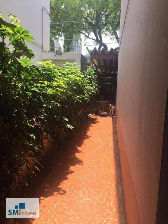 Sobrado à venda e aluguel com 5 quartos, 340m² - Foto 16