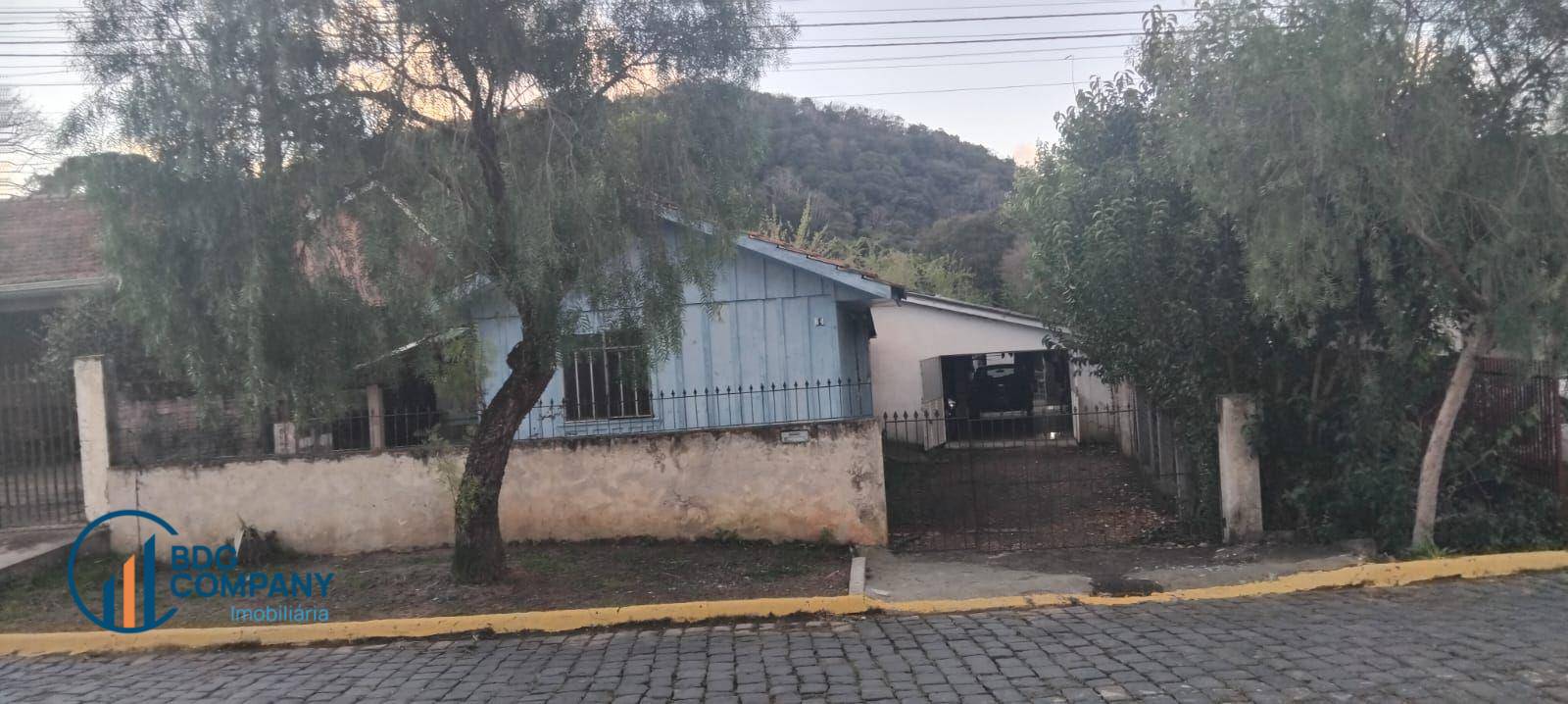 Casa, 4 quartos, 250 m² - Foto 1