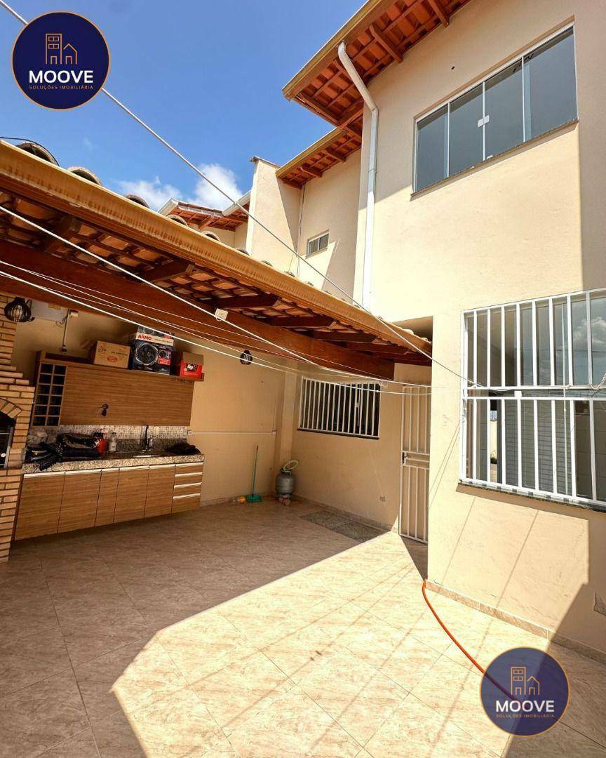 Casa à venda com 3 quartos, 101m² - Foto 14