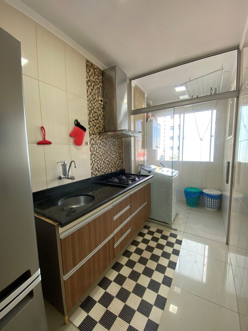 Apartamento à venda com 3 quartos, 70m² - Foto 8