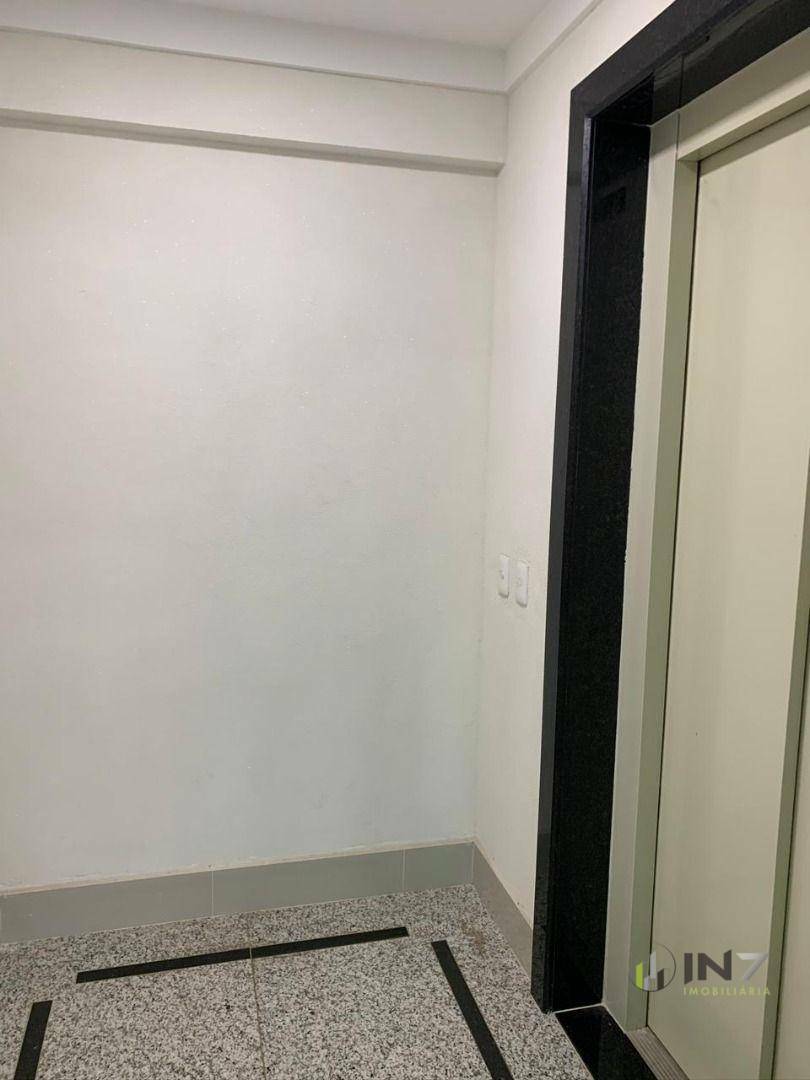 Apartamento à venda com 4 quartos, 143m² - Foto 5