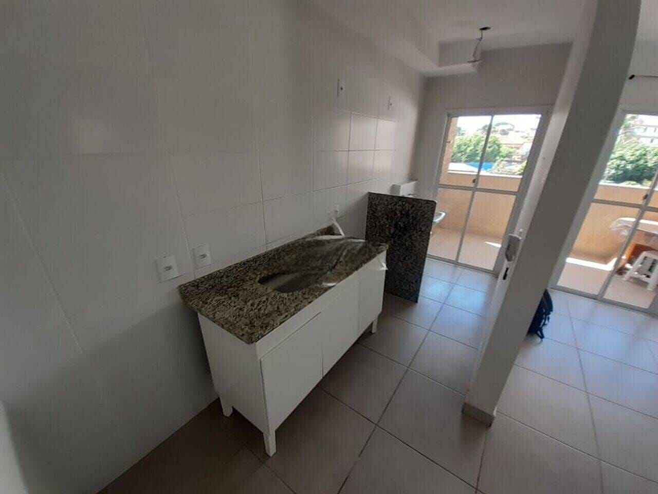 Apartamento para alugar com 2 quartos, 42m² - Foto 5