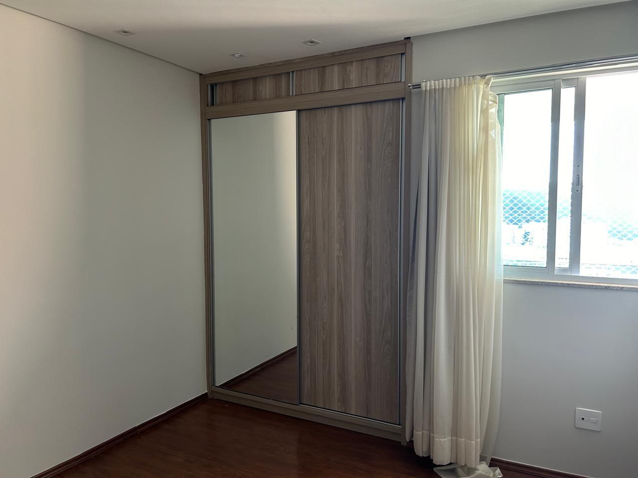 Apartamento à venda com 3 quartos, 173m² - Foto 8