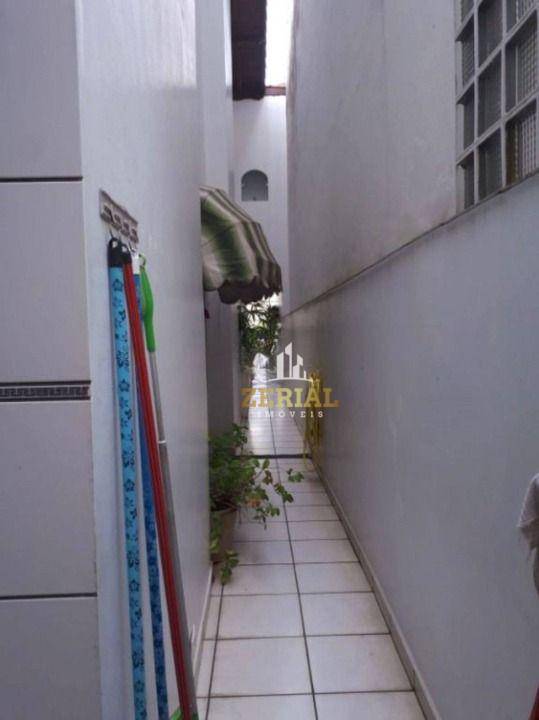 Sobrado à venda com 3 quartos, 150m² - Foto 17