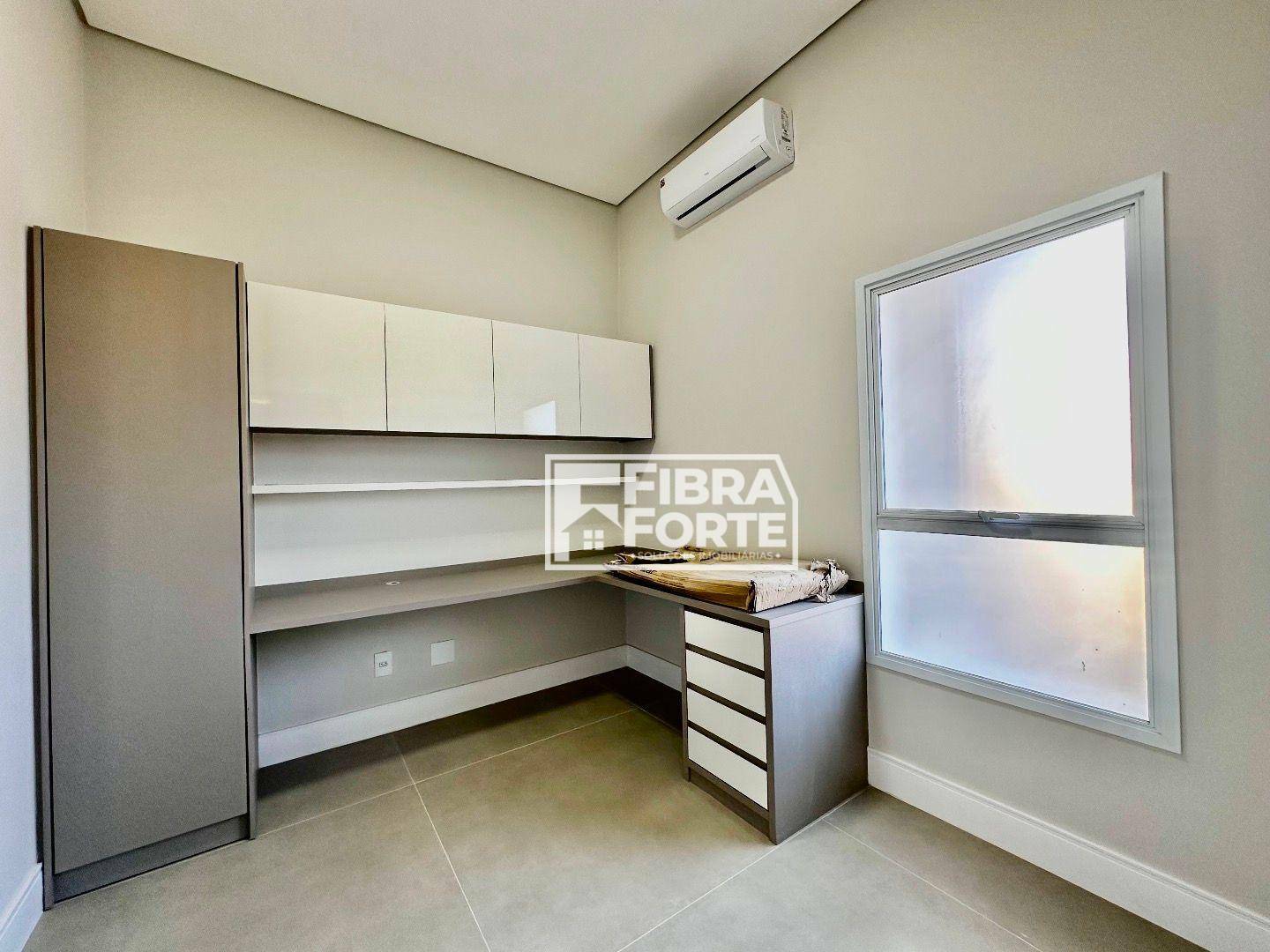 Casa de Condomínio à venda com 4 quartos, 450m² - Foto 11