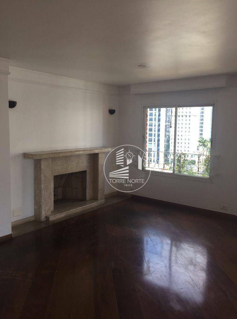 Apartamento para alugar com 3 quartos, 204m² - Foto 5