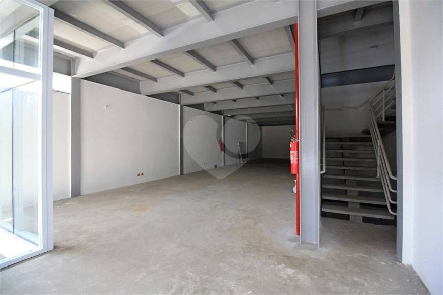 Prédio Inteiro para alugar, 1200m² - Foto 25