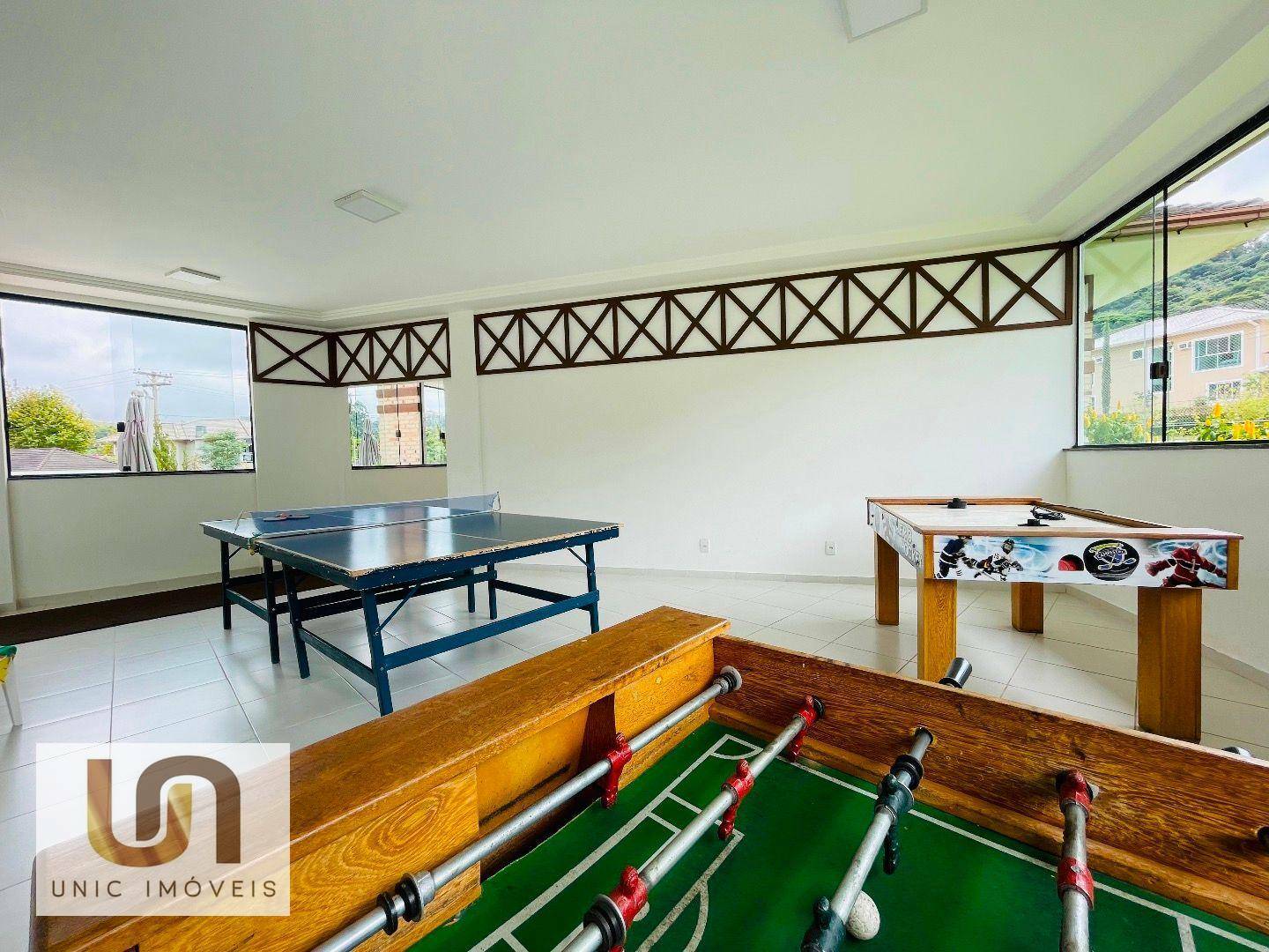 Casa de Condomínio à venda com 4 quartos, 390m² - Foto 52