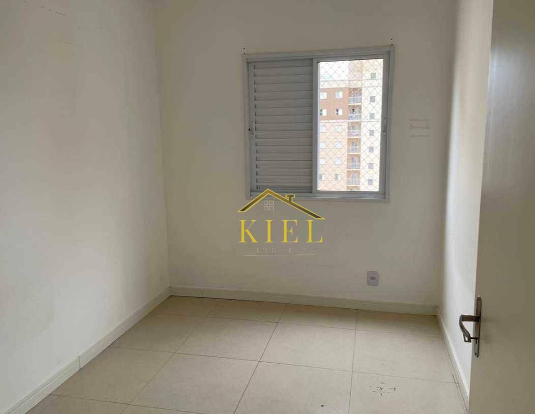 Apartamento à venda com 2 quartos, 66m² - Foto 13