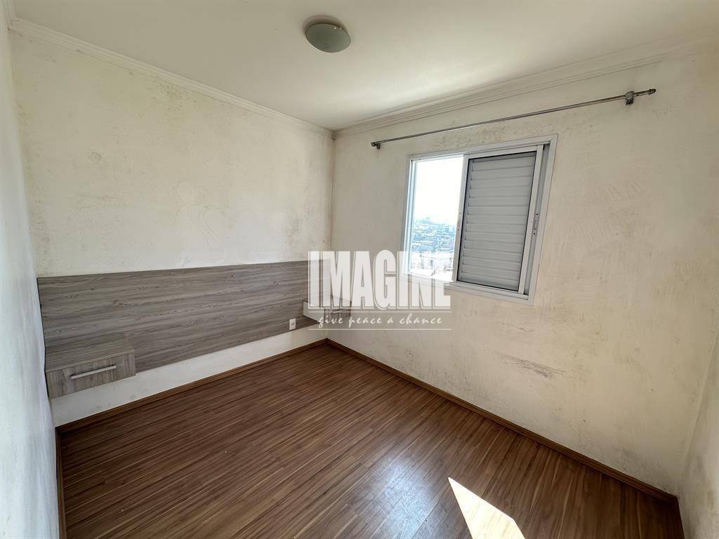 Apartamento à venda com 2 quartos, 45m² - Foto 5