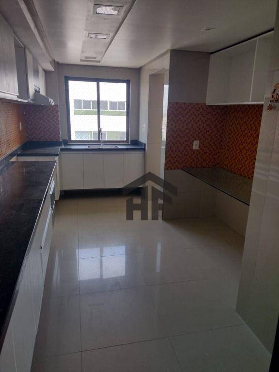 Apartamento para alugar com 3 quartos, 136m² - Foto 16