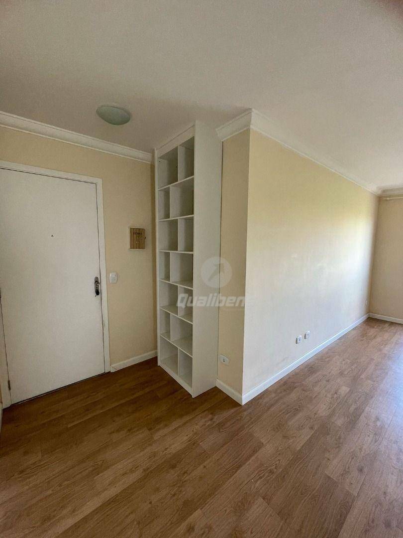 Apartamento à venda com 2 quartos, 58m² - Foto 11