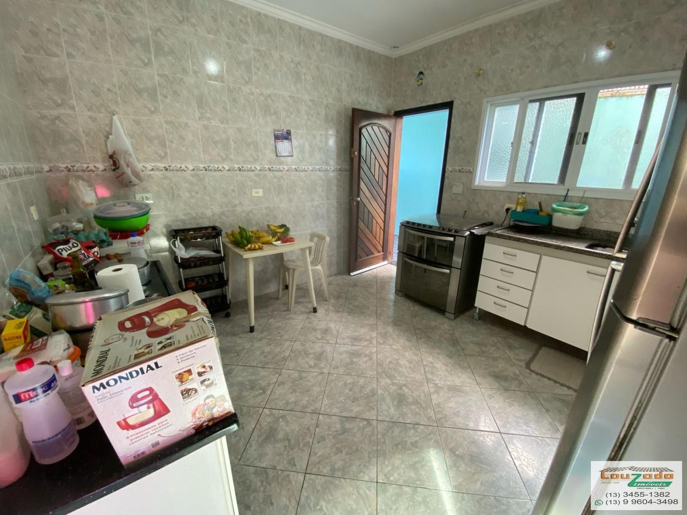 Casa à venda com 3 quartos, 298m² - Foto 17