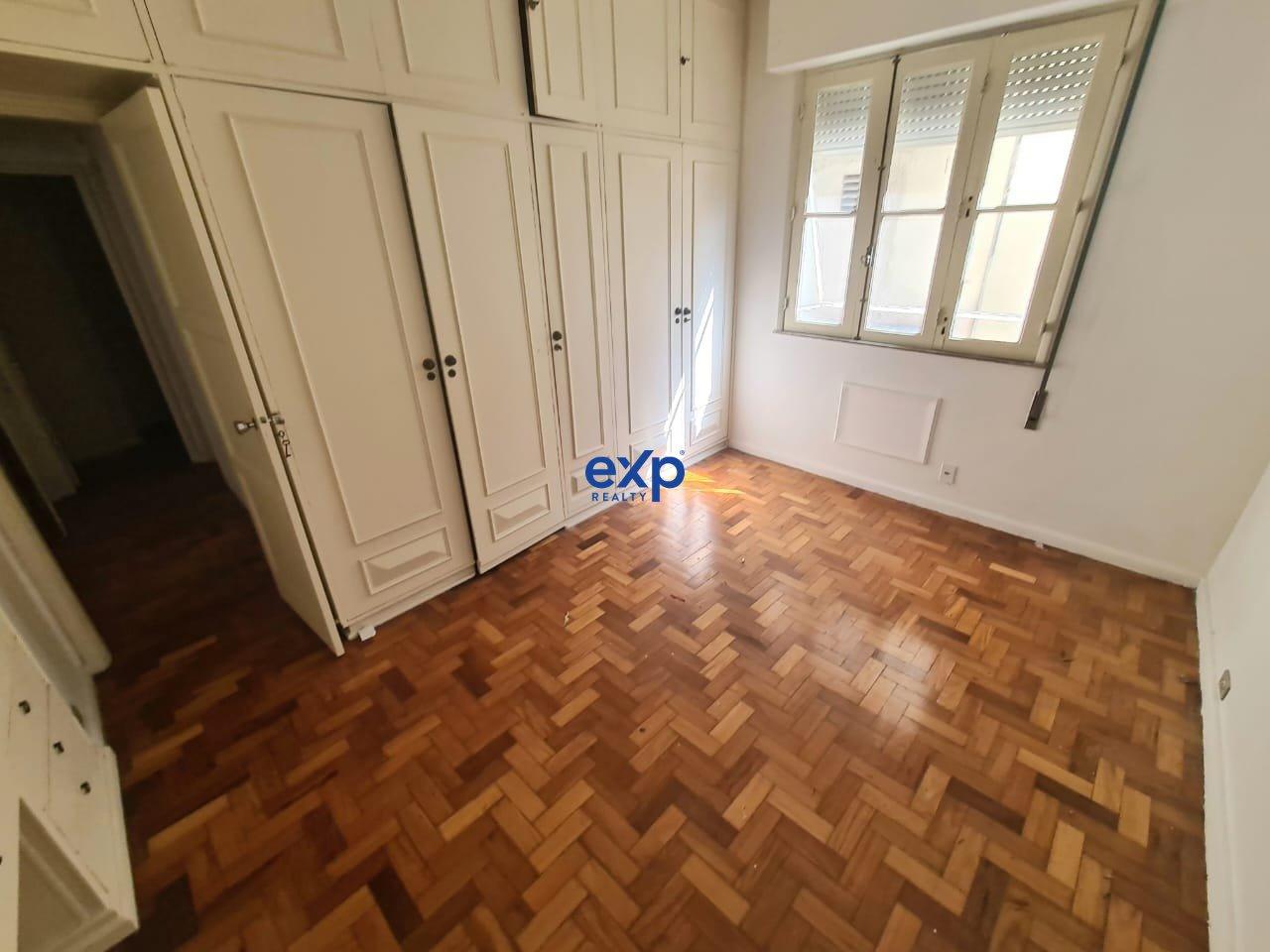 Apartamento à venda com 3 quartos, 120m² - Foto 1