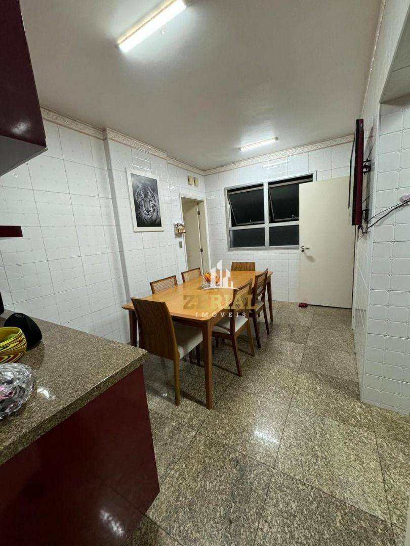 Apartamento à venda com 4 quartos, 180m² - Foto 12