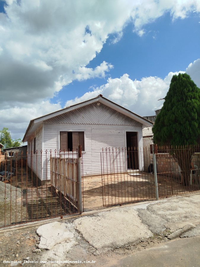 Casa à venda com 4 quartos, 154m² - Foto 2
