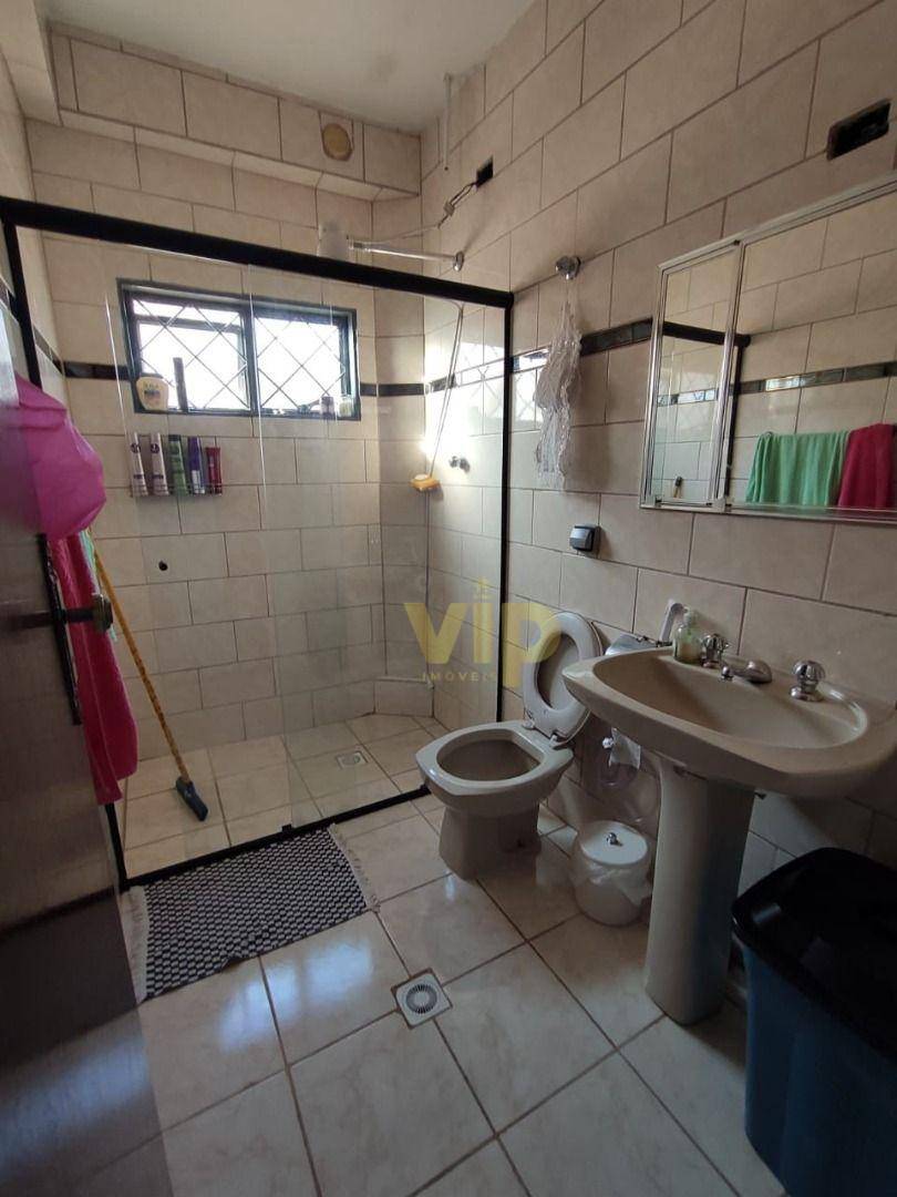 Casa à venda com 2 quartos, 174m² - Foto 2