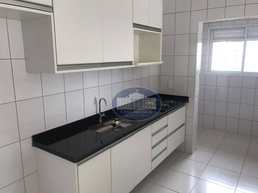 Apartamento à venda com 2 quartos, 72m² - Foto 6