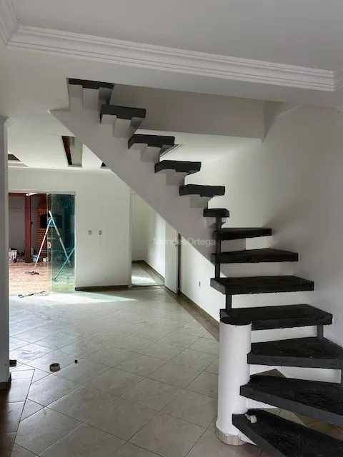 Casa de Condomínio à venda com 3 quartos, 175m² - Foto 4