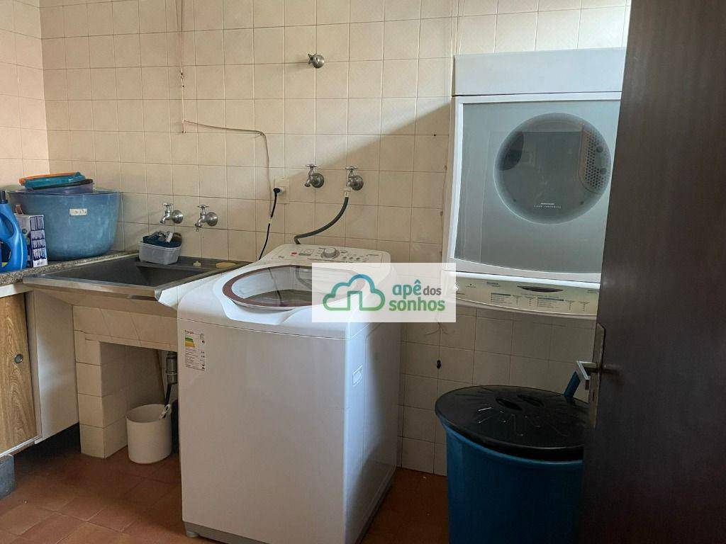 Casa à venda com 4 quartos, 200m² - Foto 15