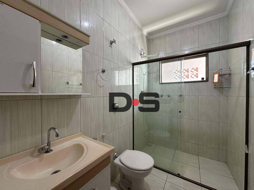 Casa à venda com 2 quartos, 80m² - Foto 6