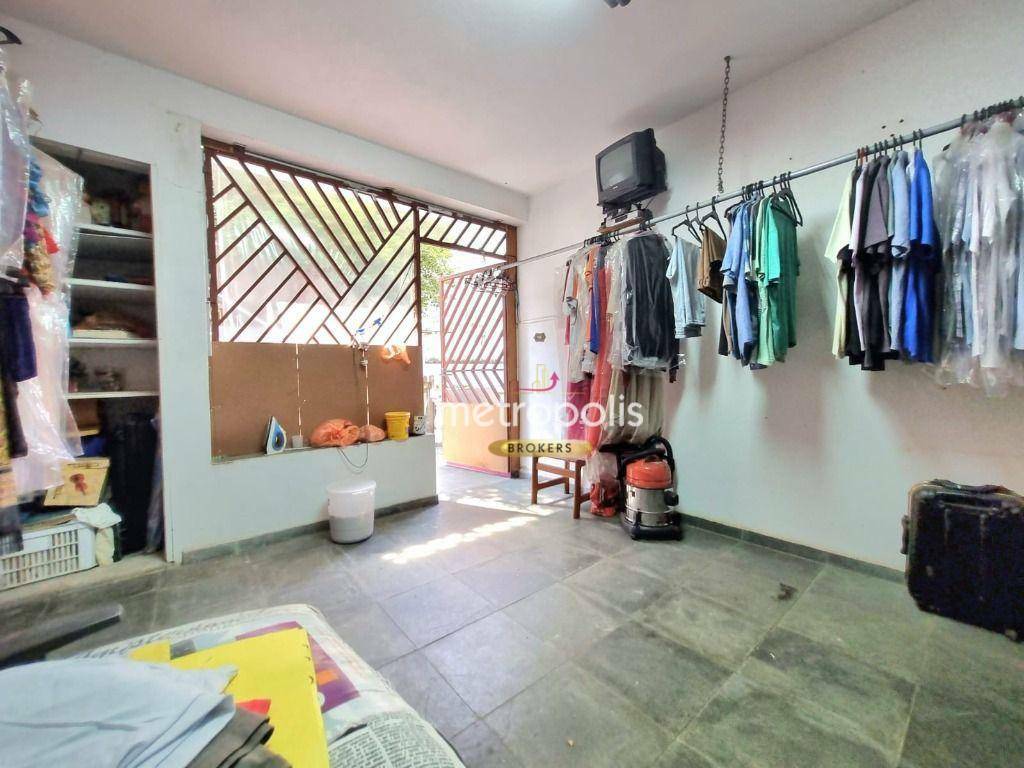 Casa à venda com 8 quartos, 424m² - Foto 37