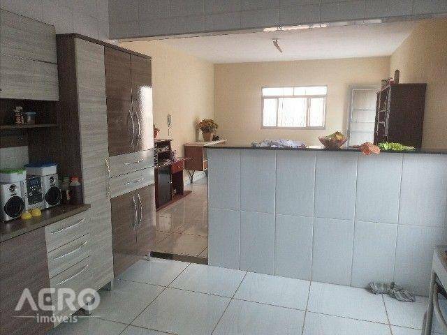 Casa à venda com 2 quartos, 165m² - Foto 9