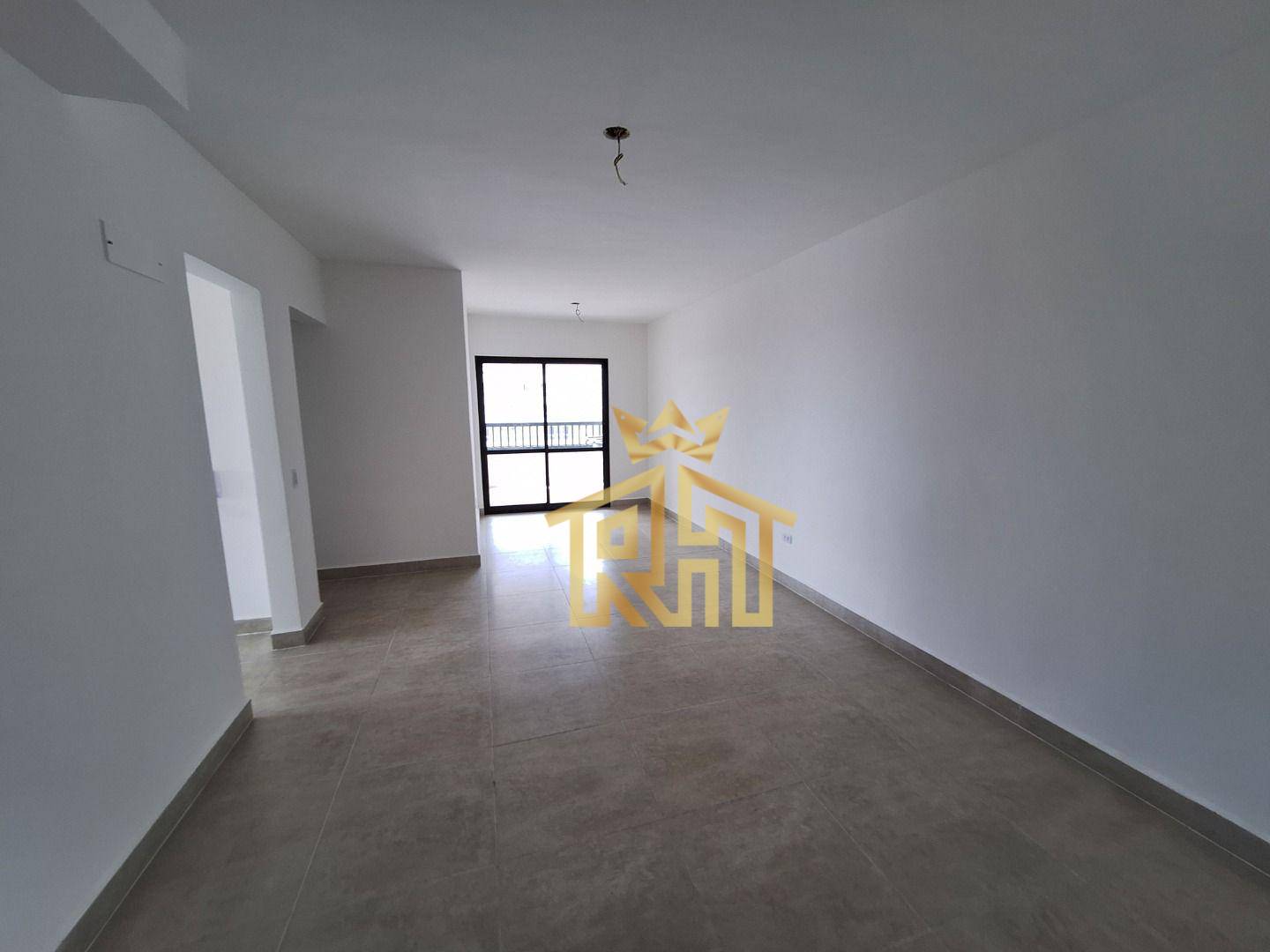 Apartamento à venda com 2 quartos, 81m² - Foto 2