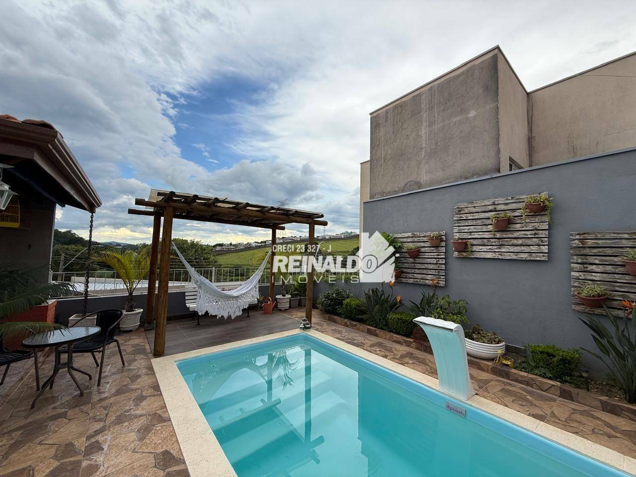 Casa à venda com 3 quartos, 71m² - Foto 7