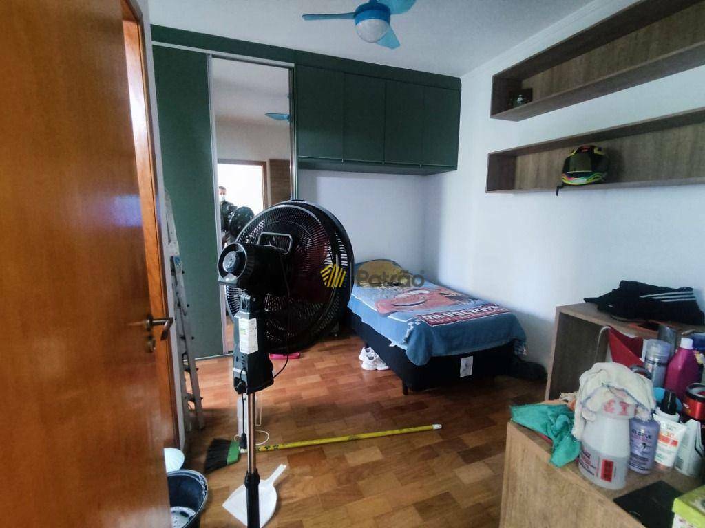 Casa à venda com 3 quartos, 253m² - Foto 32