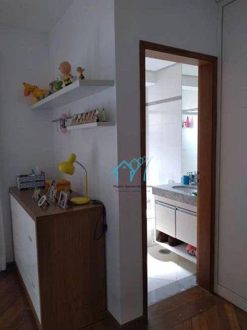 Apartamento para alugar com 4 quartos, 246m² - Foto 13