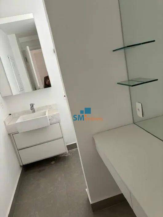 Apartamento para alugar com 4 quartos, 180m² - Foto 12