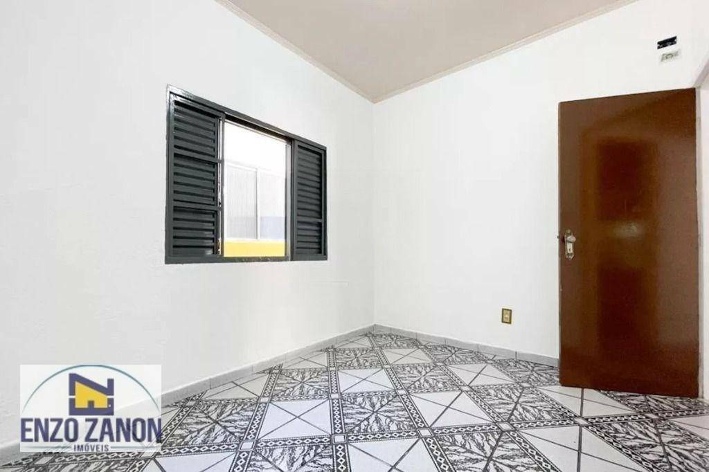 Casa para alugar com 3 quartos, 140m² - Foto 10