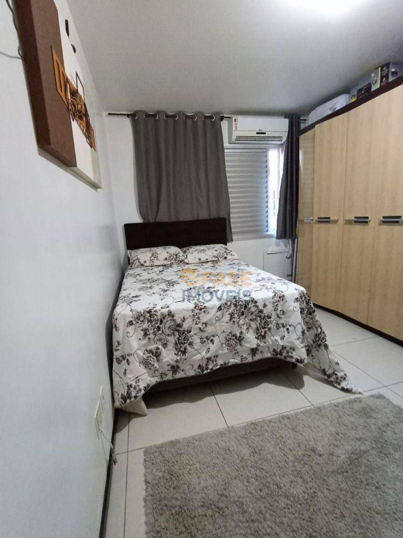 Apartamento à venda com 3 quartos, 81m² - Foto 6