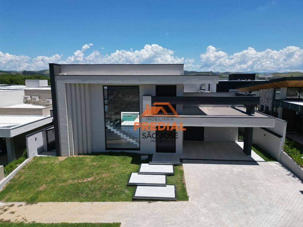 Casa de Condomínio à venda com 3 quartos, 363m² - Foto 1