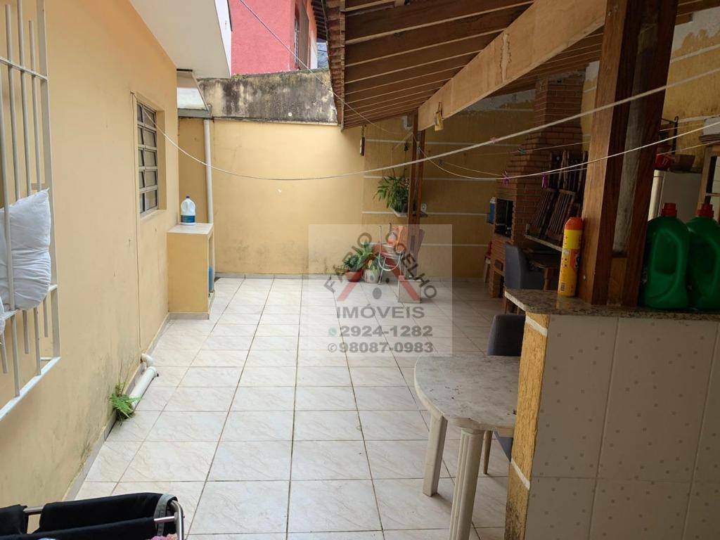 Sobrado à venda com 3 quartos, 200m² - Foto 13