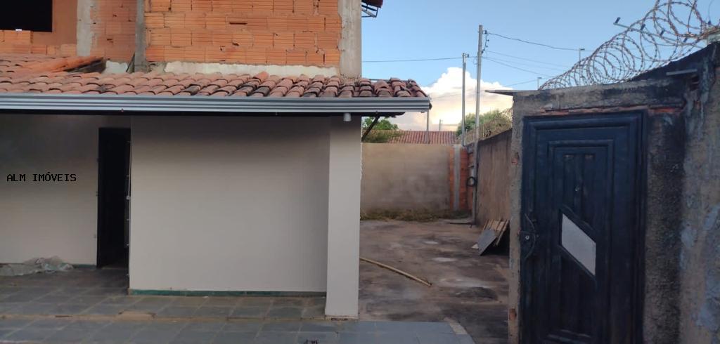 Casa à venda com 3 quartos, 200m² - Foto 9