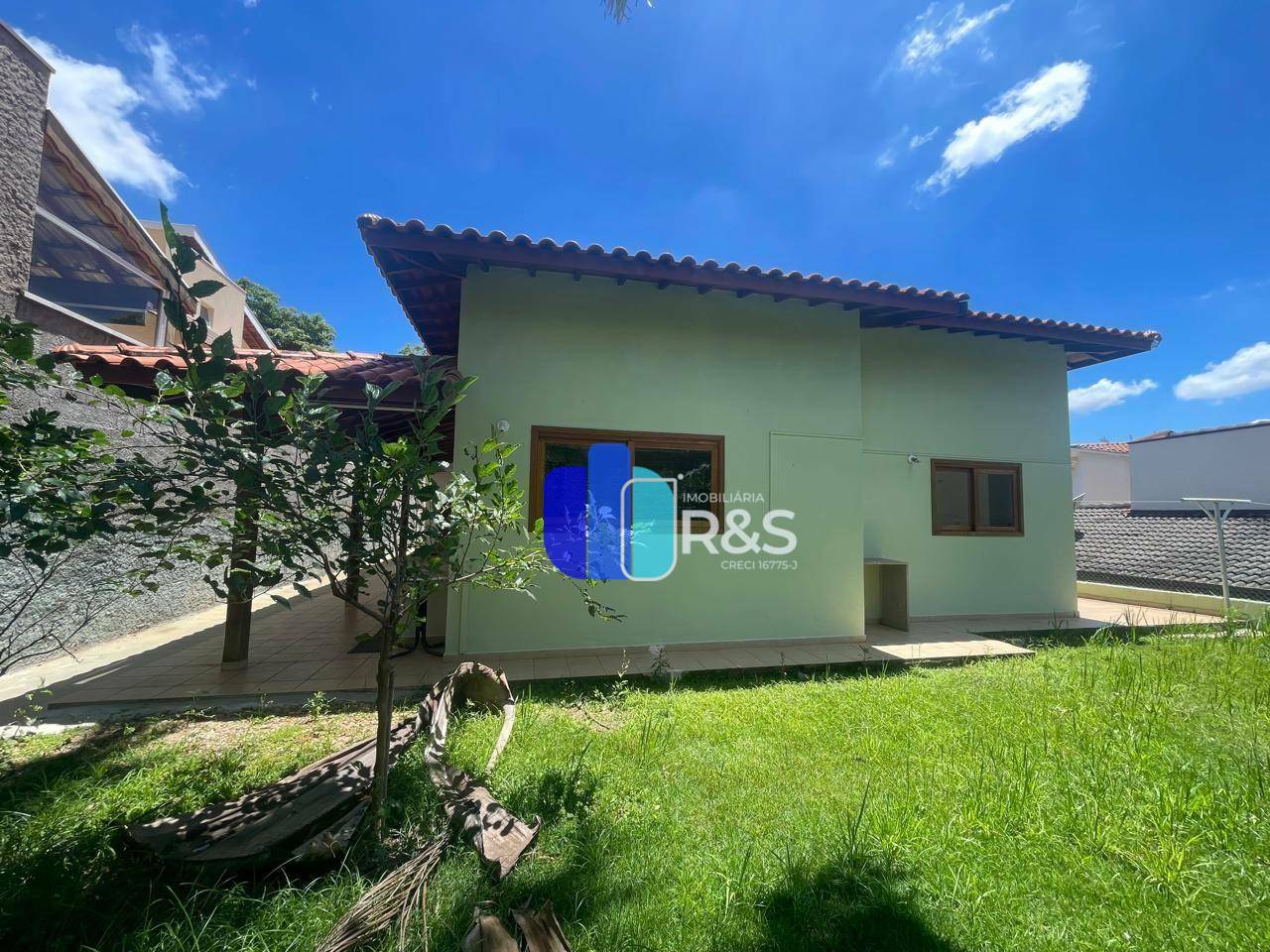 Casa para alugar com 3 quartos, 253m² - Foto 46