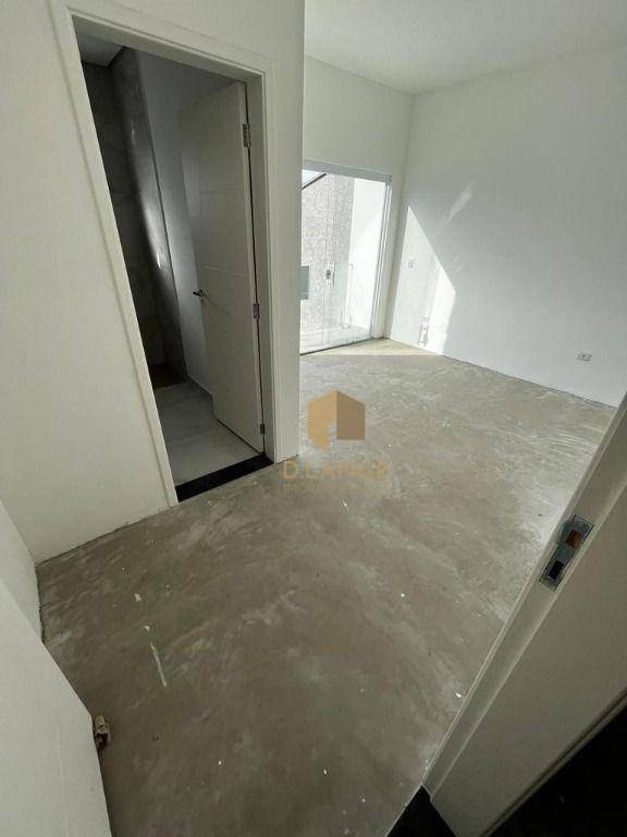 Casa à venda com 3 quartos, 150m² - Foto 11