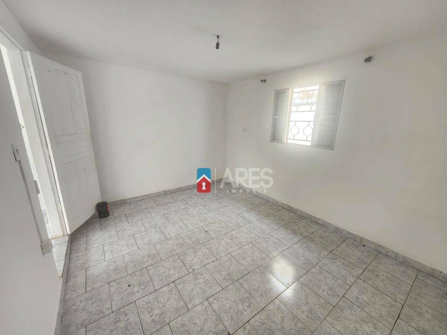 Casa à venda com 3 quartos, 157m² - Foto 15