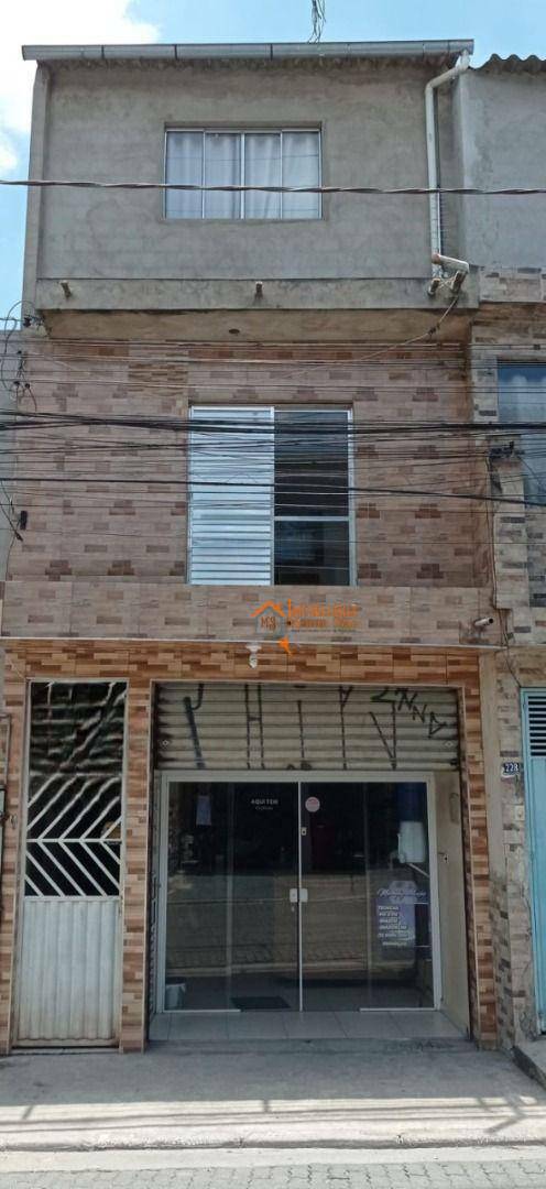 Sobrado à venda com 3 quartos, 230m² - Foto 1