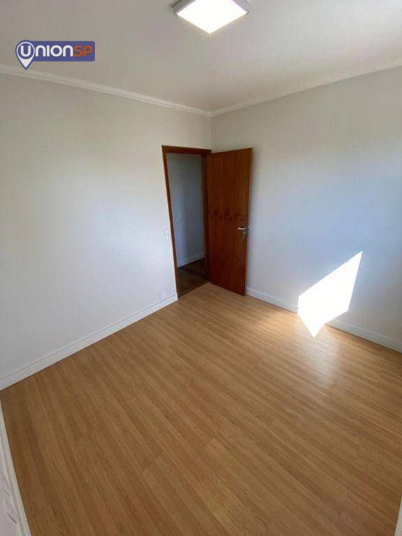 Apartamento à venda com 2 quartos, 48m² - Foto 7