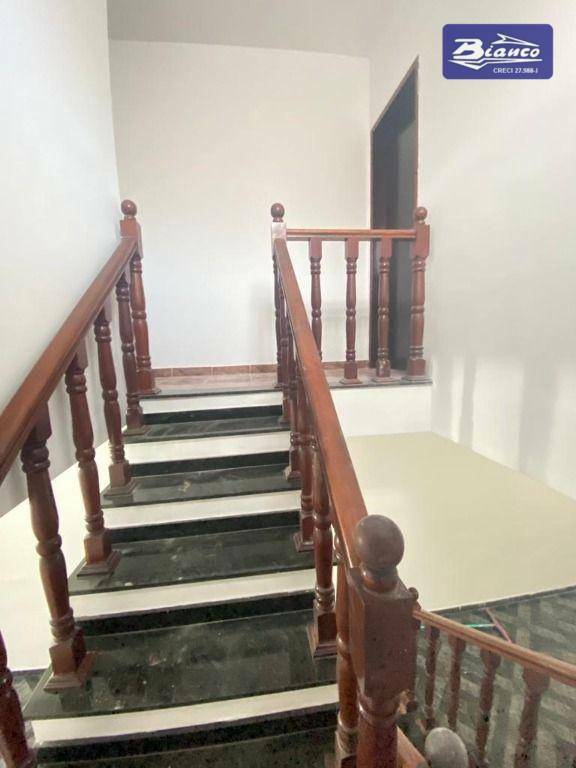 Sobrado à venda com 3 quartos, 180m² - Foto 30