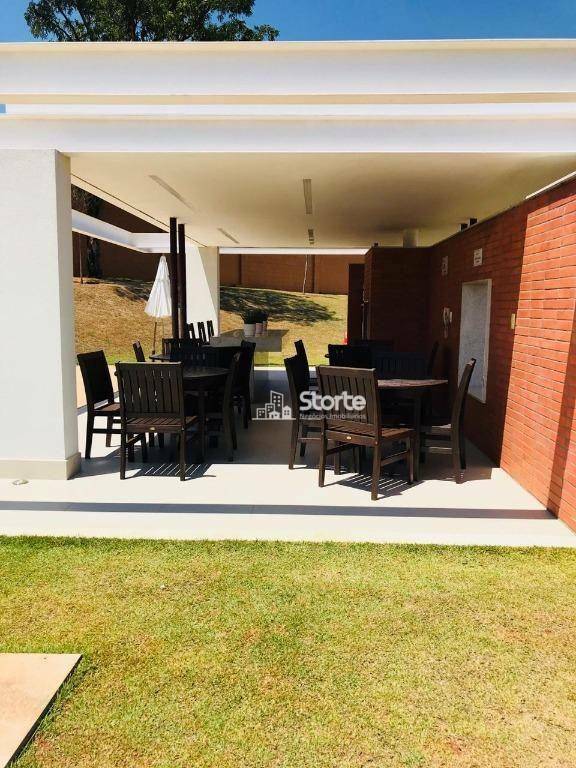 Casa de Condomínio à venda com 4 quartos, 231m² - Foto 27