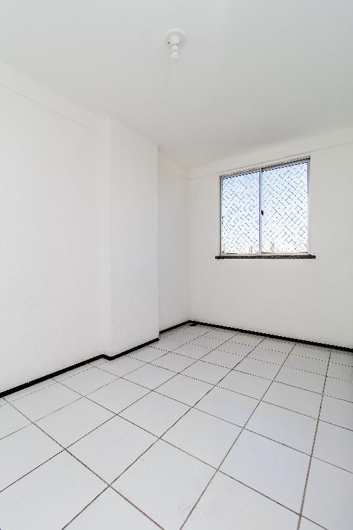 Apartamento para alugar com 2 quartos, 55m² - Foto 7