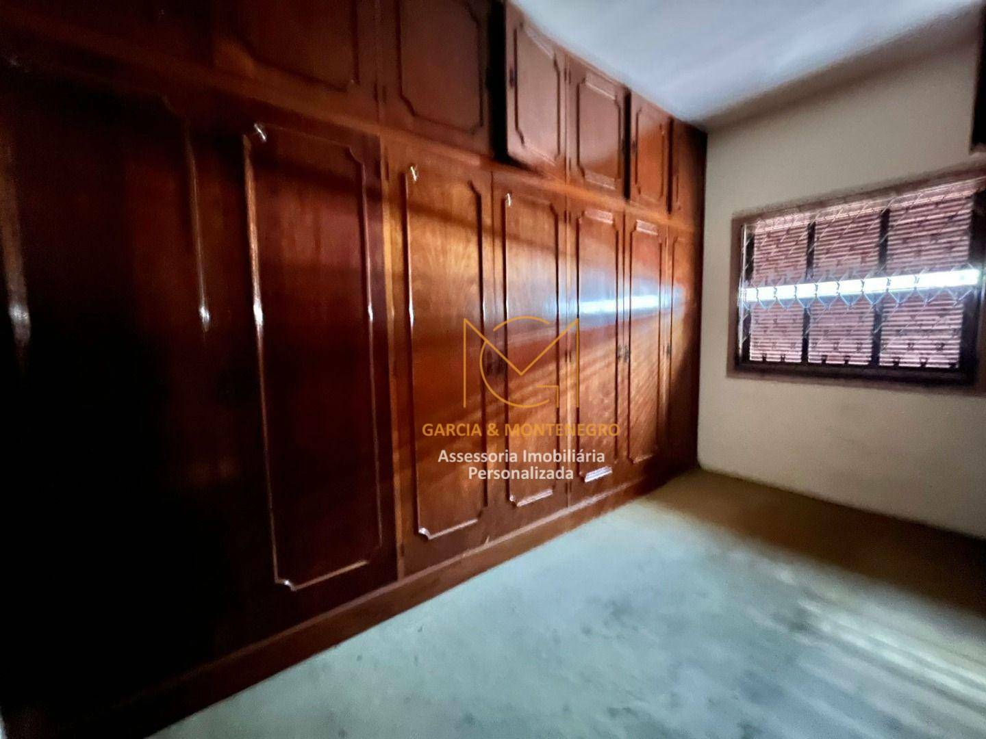 Sobrado para alugar com 5 quartos, 220m² - Foto 9